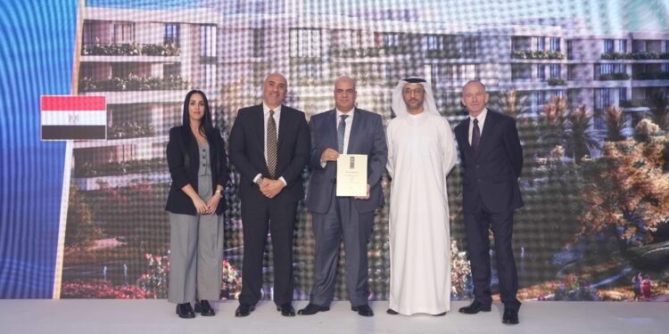 عن مشروع Bluetree .. "سكاي أبو ظبي" تفوز بجائزة أفضل مشروع سكني في أفريقيا